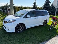 2017 Toyota Sienna SE