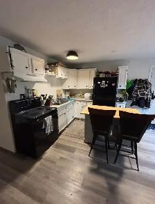 2 Bedroom, 1 Bathroom Suite.