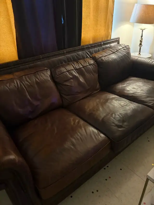 beautiful couch for sale!