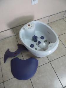 KENDAL Foot Spa Bath Massager with Bubble - Photo 3