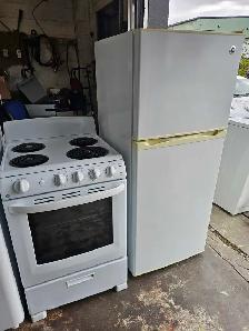 FRIDGE AND STOVE 24'