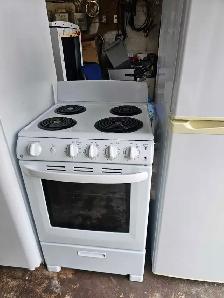 FRIDGE AND STOVE 24' - Photo 4