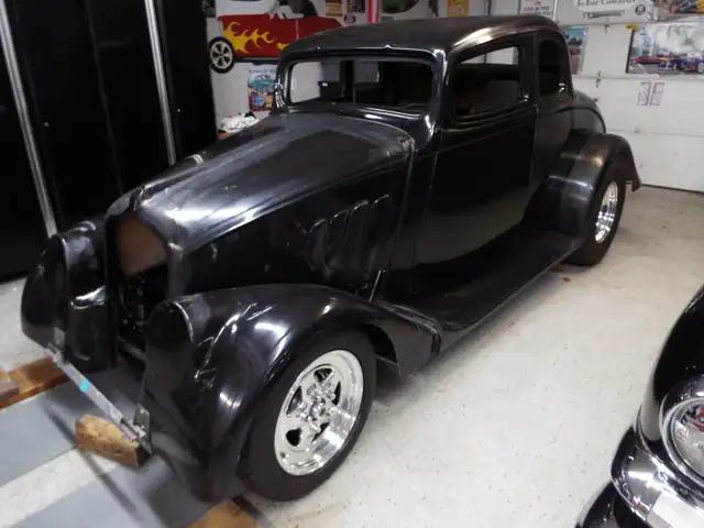 1933 Willys Model 77, Coupe