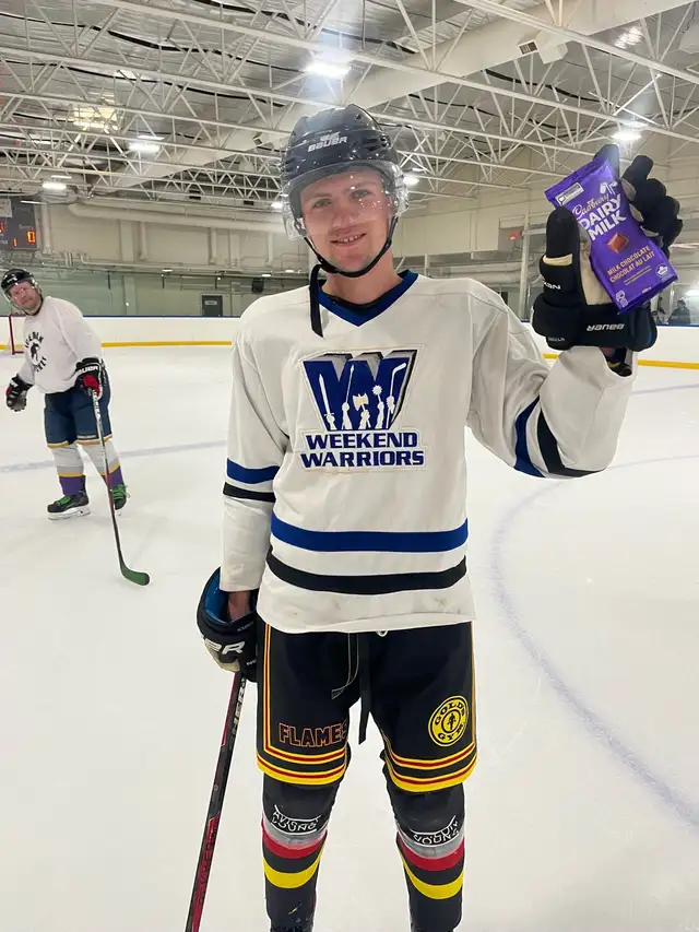 Shinny Hockey Teens, Junior U21 , College
