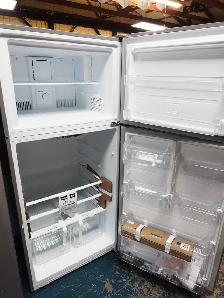 GE '30' Stainless Steel Top Freezer Bottom Fridge on Sale‼️ - Photo 4