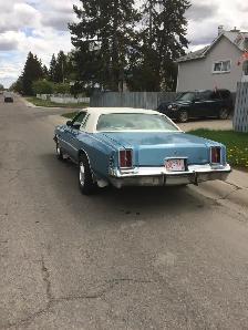 1976 Chrysler Cordoba 400 4 BBL - Photo 3