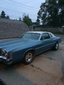 1976 Chrysler Cordoba 400 4 BBL - Photo 8