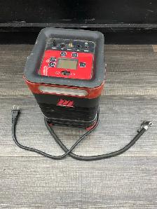 Motomaster Tire Pump - Photo 3