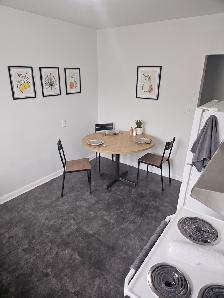 Spacious 3-Bedroom Apartment near KeelesDale Station - Photo 3