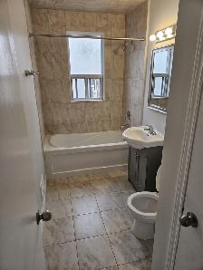 Spacious 3-Bedroom Apartment near KeelesDale Station - Photo 6