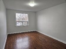 Spacious 3-Bedroom Apartment near KeelesDale Station - Photo 8