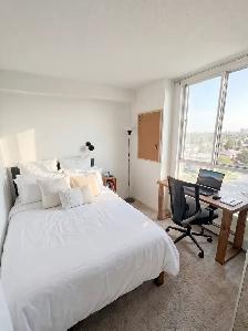 Move-In Ready Room w/Free Cleaning & In-Suite Laundry @ Yaletown