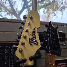 Italia Modena Electric Sitar Guitar w/Case @ Cashopolis!! - Photo 3