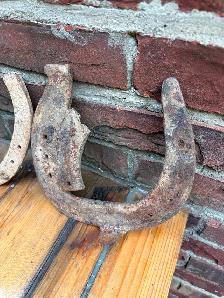 3 Antique Iron Horse Shoes ! - Photo 6
