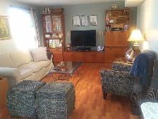 2 bed above ground walkout apt in detached home - Photo 2