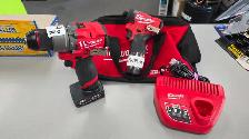Milwaukee M12 Drill   Impact Driver Kit