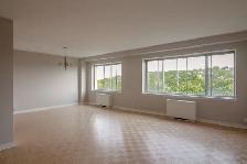 spacious 2bed,2bath condo for rent, Westmount adj. - ID 3089 - Photo 5