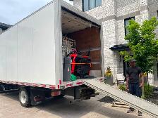 PROFESSIONAL  MOVERS & FURNITURE DELIVERY | DÉMÉNAGEMENT ET TRAN