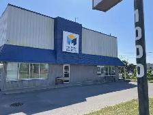 (160pi2) Entrepot de 160 pc La Prairie Sur Chemin Saint-José La