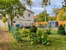 NEWMARKET-UPPER 3 BEDROOM-GREAT LOCATION - Photo 9