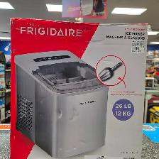 Frigidaire EFIC131-SS 26lb Ice Maker @ Cashopolis!!