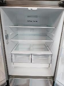 Samsung '30' Stainless Steel French Door Fridge on Sale‼️ - Photo 6
