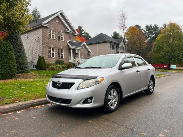 Toyota Corolla 2010 Automatique  très propre