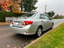 Toyota Corolla 2010 Automatique  très propre - Photo 2