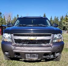 2012 Chevrolet 2500 Suburban - Photo 3