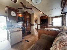 2013 FOREST RIVER FLAGSTAFF 8528HW BUNKHOUSE, SPACIOUS - Photo 31