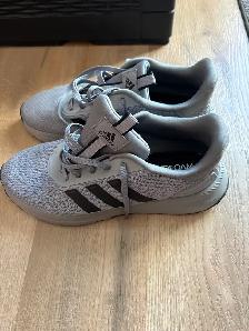 Men’s Adidas running shoes.. - Photo 3