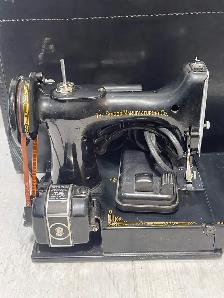 Singer Sewing Machine