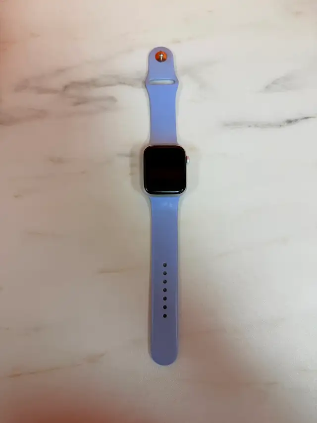 APPLE WATCH SERIES 5 41MM GPS  USED