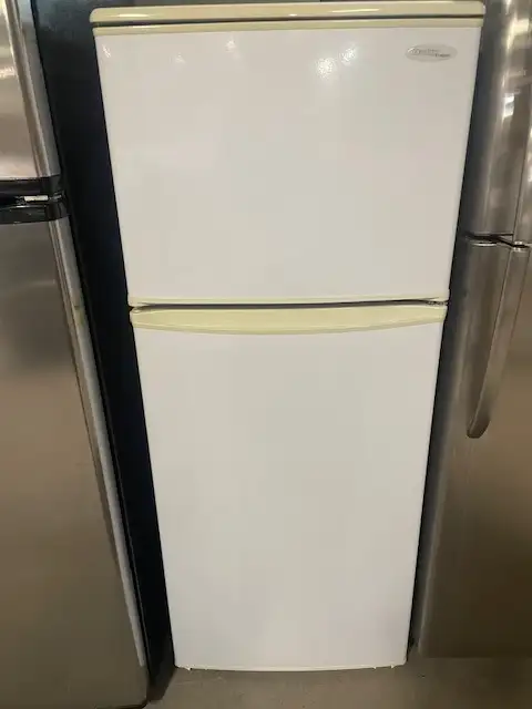 Réfrigérateur blanc 24'' Danby