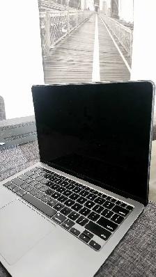 MacBook Air - Apple M1 Chip - Space Grey - Photo 4
