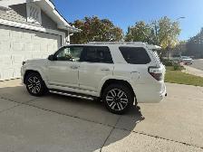 2023 TOYOTA 4RUNNER LIMITED AWD - Photo 2