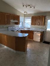 Welcome Home! 4 bed rm, 2 Bath, Fenced Yard, Great Area! - Photo 3