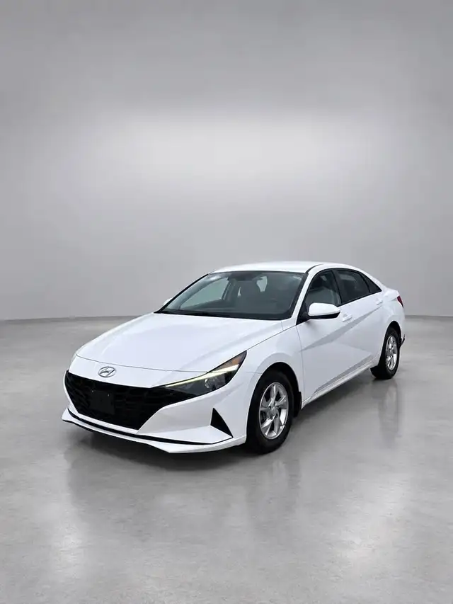 2022 Hyundai Elantra Essential