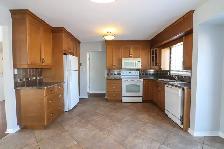 675 Geneva St, St. Catharines - 3 Bedroom Main Unit - Photo 9