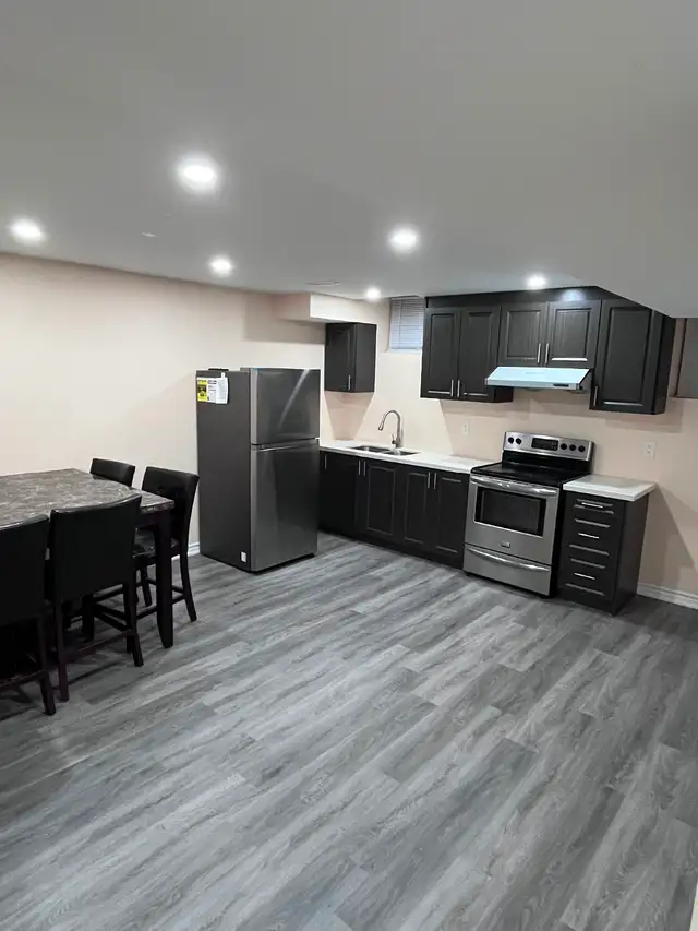 BRAND NEW LEGAL 2 BEDROOM BASEMENT — Brampton