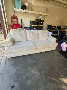 free $2000 couch must pick up