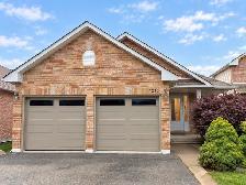 FULLY RENOVATED 3-BEDROOM EXECUTIVE BUNGALOW ON RAVINE LOT