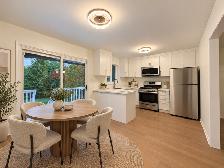 FULLY RENOVATED 3-BEDROOM EXECUTIVE BUNGALOW ON RAVINE LOT - Photo 5
