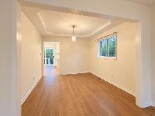 FULLY RENOVATED 3-BEDROOM EXECUTIVE BUNGALOW ON RAVINE LOT - Photo 25