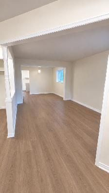 FULLY RENOVATED 3-BEDROOM EXECUTIVE BUNGALOW ON RAVINE LOT - Photo 29
