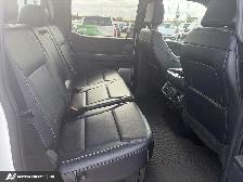 2024 Ford F-150 Lariat 502A Hybrid w/Leather, Moonroof, and Nav! - Photo 18