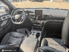 2022 Ford Explorer ST - Photo 18