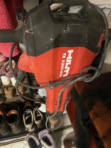 HILTI TE 2000 AVR JACKHAMMER - Photo 2