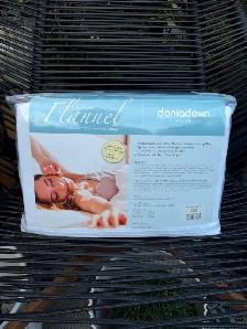 Daniadown Portuguese Flannel Sheet Set Queen - New Sealed