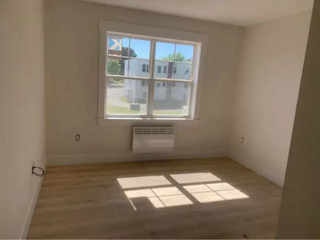 Modern 2-Bedroom Apartment in the Heart of Montague